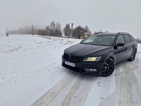 Škoda SUPERB SPORTLINE 4x4 2.0TDi DSG 140kW ACC/LANE/mŕtvy u - 4