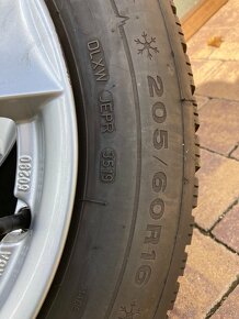 205/60 r16 96h Dunlop zimné - 4