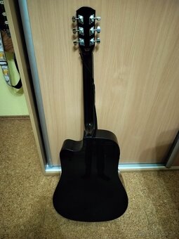 Gitara dreadnought Fender Squier čierna a výrezom - 4