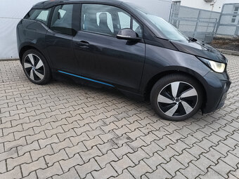 BMW i3 tepelné čerpadlo, velká naviagce, dotykové kliky - 4