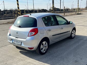 Renault Clio 1.5dCi - 4