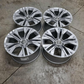 Originál Volkswagen ANGONA disky 5x112 R17 ET41 - 4