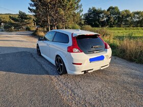 Volvo C30 1,6 84kw R-Design 2012 diesel - 4