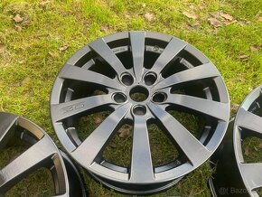 Elektrony 5x112 R17 Oz racing - 4