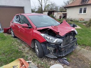 Rozpredam hyundai i30 1.6 81kw D4FB 2013 - 4