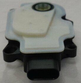 Genuine Ford 1892149 temperature control actuator - 4