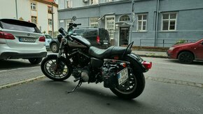 Harley Davidson Sportster XL883R - 4