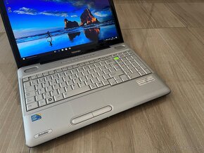 15.6"/Toshiba Notebook/i3/4GB RAM/320GB HDD/Intel HD Grafika - 4