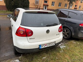 Predam vw golf 5 - 4