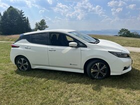 Nissan leaf - 4