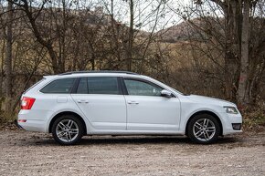 Škoda Octavia Combi 2.0 TDI Elegance - 4