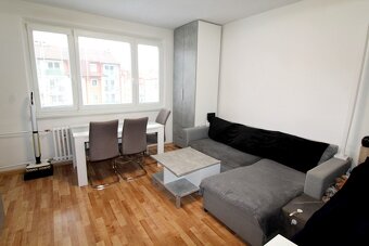 2-izbový byt s loggiou na predaj /45 m2/ Žilina - Hájik - 4