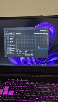 Asus ROG STRIX G731GU - 4