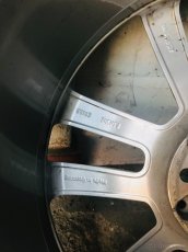 Original Mercedes Benz elektrony 235/45 R19 - 4