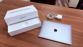 Apple MacBook Air 2020, 256 GB - 4