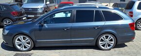 Skoda Superb elegance 3,6 V6, 4x4 - 4