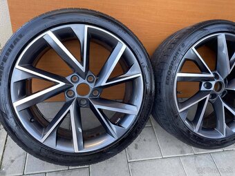 VEGA  orig.skoda Superb3V  5x112  8j x19   ET 44 VW 235 40 R - 4