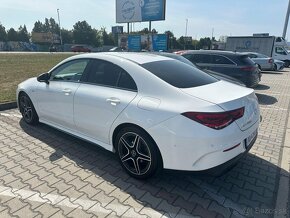 Mercedes Benz Cla Coupe 180d AMG line - 4