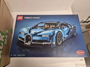 LEGO 42083 Technic Bugatti Chiron - 4