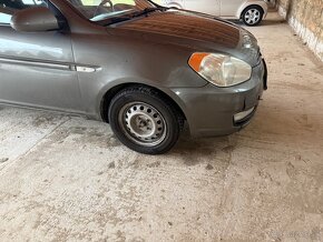 Hyundai ACCENT ( na diely ) - 4