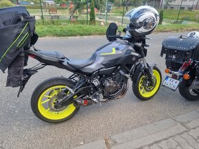 Yamaha MT 07 - 4