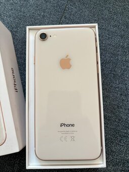 IPHONE 8 PINK 64 GB - 4