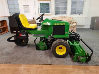 Vretenová kosačka John Deere 2653A - 4