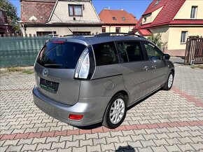 Mazda 5 2.0 107kW 2009 125109km 1.majitel serviska 7.MÍST - 4