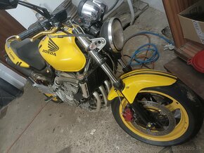 Honda 600 hornet - 4