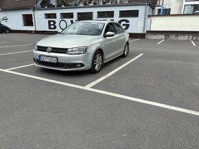 Volkswagen Jetta 2.0TDi CR - 4