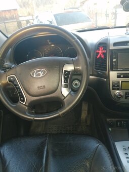 Predám Hyundai Santa Fe 2.2 CRDI 145kw 2011 - 4