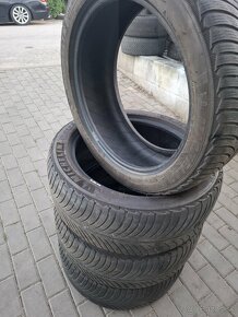 235/45 R18 Zimné MICHELIN - 4