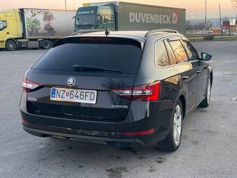 Škoda Superb  Combi 2.0 TDI 110kw - 4