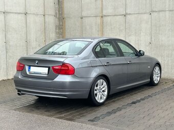 BMW rad 3 E90 320i 2009 SK - 4