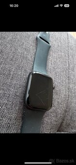 Apple Watch 10.5 (21t576) SE - 4