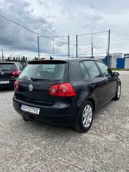 Volkswagen Golf 2.0 TDI Trend 4-Motion - 4