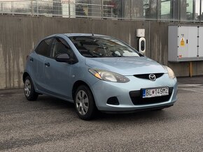 Mazda 2 - 4