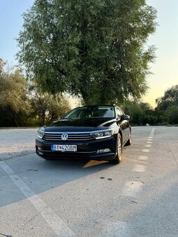 Volkswagen Passat Variant 2.0 TDI BMT Comfortline DSG - 4