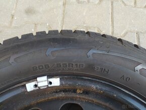 Zimné pneu Goodyear Ultragrip Performance 205/55 R16 - 4