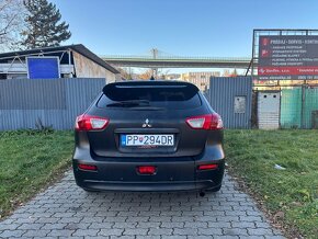 Mitsubishi Lancer Sportback 1.8 - 4