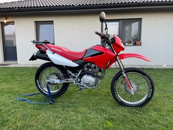 Predám Hondu  XR 125 cm3 - 4