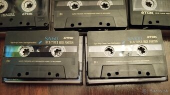 MC a VHS kazety a cassette adapter - 4