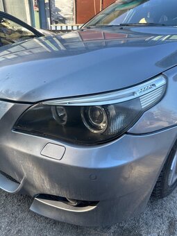 Predné xenon svetlá BMW E60 E61 predfacelift - 4