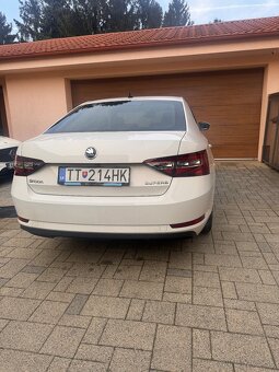 Škoda Superb 2.0 TDi DSG - 4