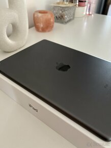 iPad 10.2 64GB (2021) - 9. generácia - 4