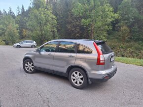 Honda Cr-v 4x4 2.0 benzin 110 kw automaticka prevodovka - 4