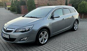 Opel Astra Sport Tourer ST 1.7 CDTI ECOTEC - 4