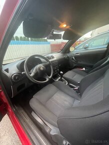 Alfa Romeo 147 1.6 benzín - 4