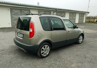 SKODA ROOMSTER SCOUT 1.9 TDI PANORAMA - 4