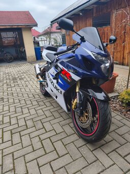 Suzuki gsxr 750 k5 2006 - 4